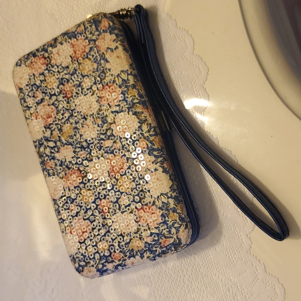 Like new! Target Floral sequined wristlet